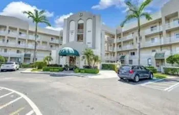 Southampton Bldg F Exterior View