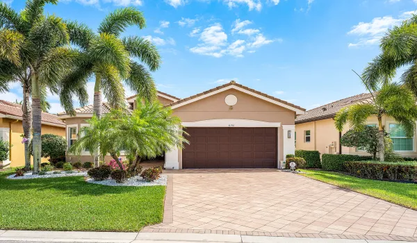 Lushly Landscaped Exerior