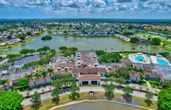 59-web-or-mls-Kings Point (18)