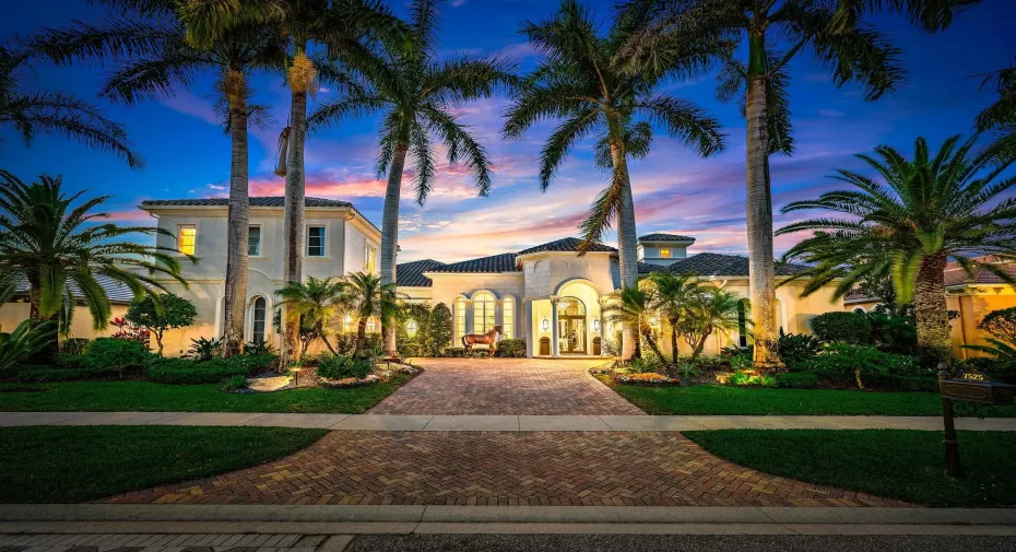 7525 Hawk's Landing Drive