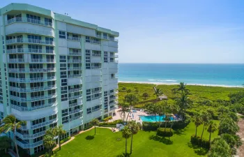Aquanique Ocean Club