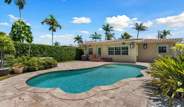28-8934 Emerson Ave, Surfside-20