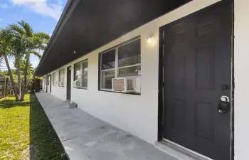 Corner end unit with two bedrooms and one bathroom.