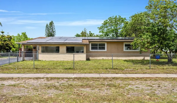 1-web-or-mls-A7402240