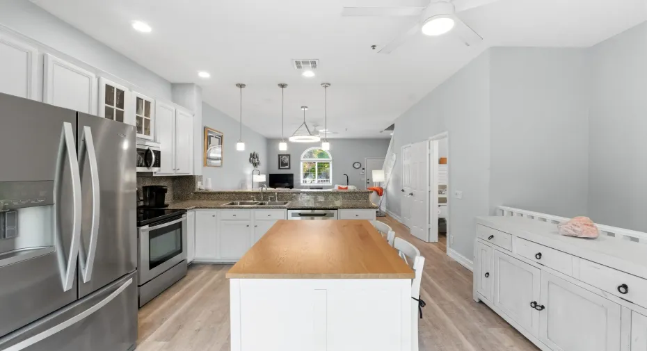 Spacious Kitchen