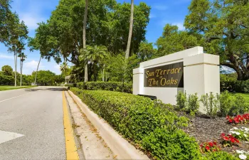 9502-CHAPMAN-OAK-CT-01