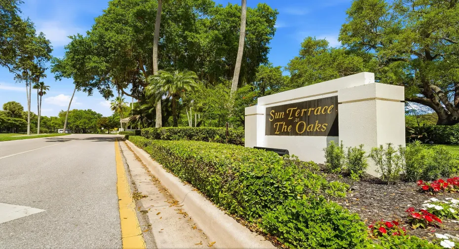 9502-CHAPMAN-OAK-CT-01