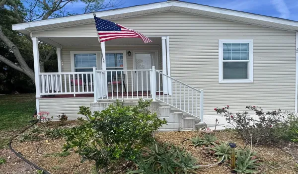 Front porch/entry way