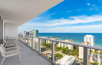 01. 4010 S Ocean Dr Exterior