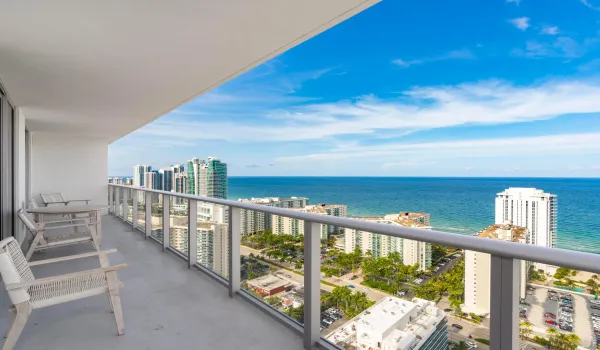 01. 4010 S Ocean Dr Exterior