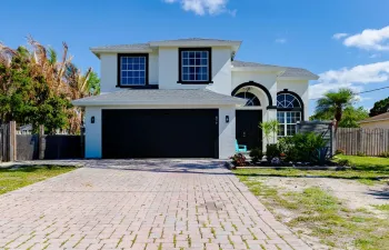 677 NW Marion Avenue-3