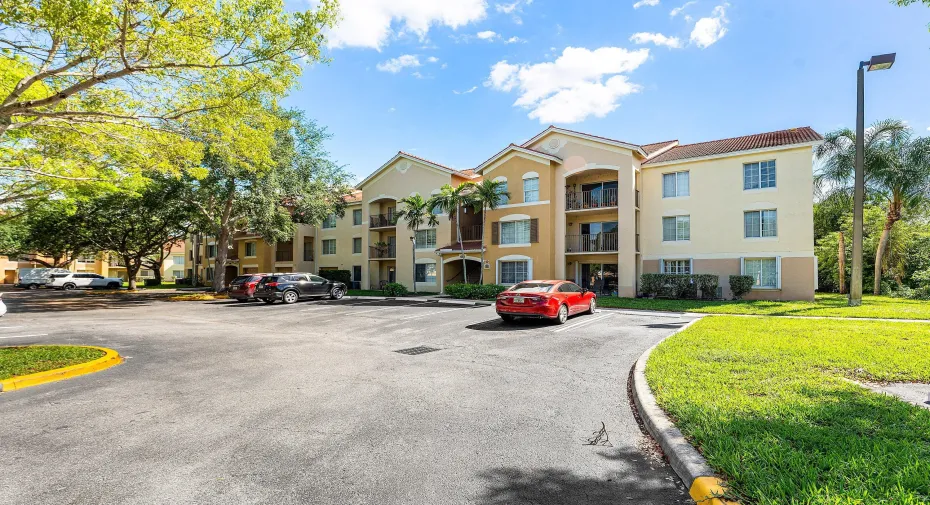 001-4180SanMarinoBoulevard-107-WestPalmB