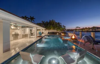 Intercostal front Heated Salt Water Pool with lighting, Fire Features & Spa
