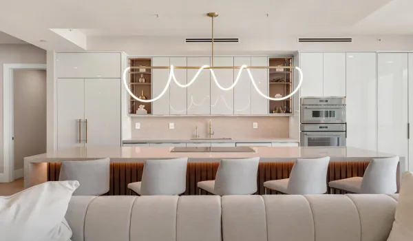 LIVING_TO_KITCHEN_STRAIGHT_D
