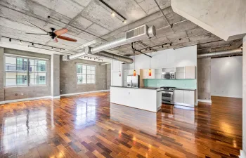 411 NW 1ST AVE #605--4