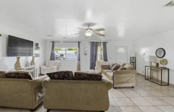 8230 SW 4th Pl_022