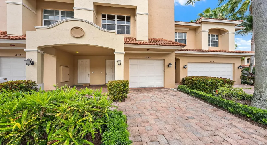 5013 Vine Cliff Way W-2