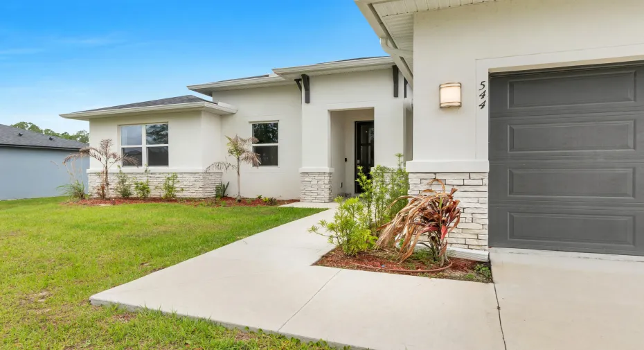 544 Higgs Ave NW-13