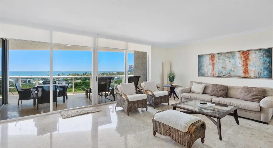07-3100 N Ocean Blvd #804_007