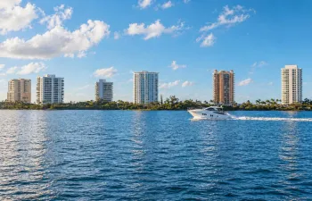 Intracoastal View – Stunning waterfront views from your private walkout patio.