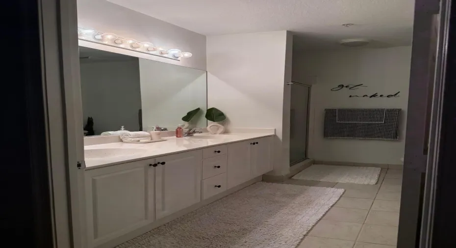 819 bath new 2