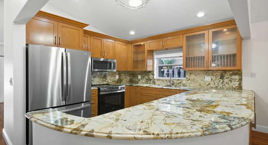 16-web-or-mls-605-sw-15th-st