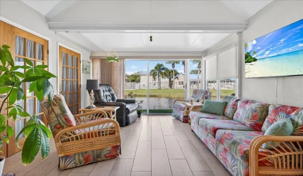Family Room to Lake