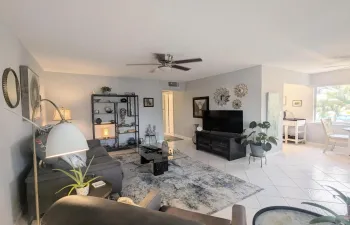 Corner 2 Bedroom w 2 Full Baths-Complete Impact Windows