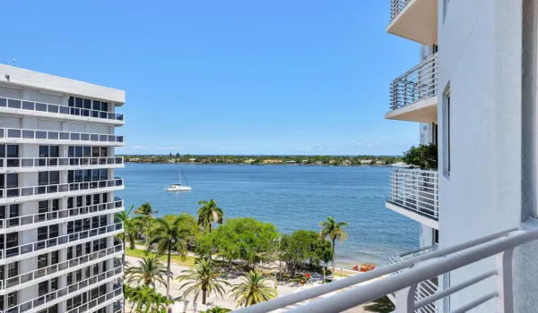 Beautiful Intracoastal Views