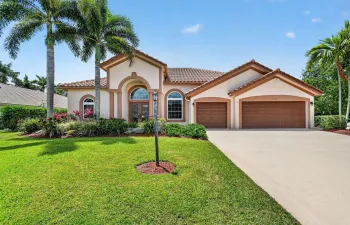 Estate home with architectural accents