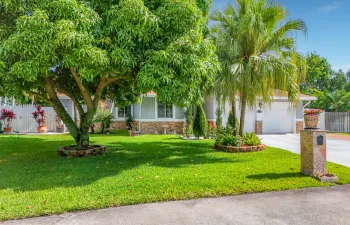 3119 Indian Trail-11