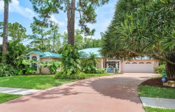 Beautiful Key West Style home with gorgeous upgrades