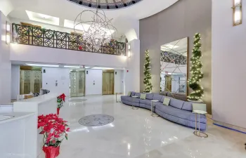 Lobby elevator