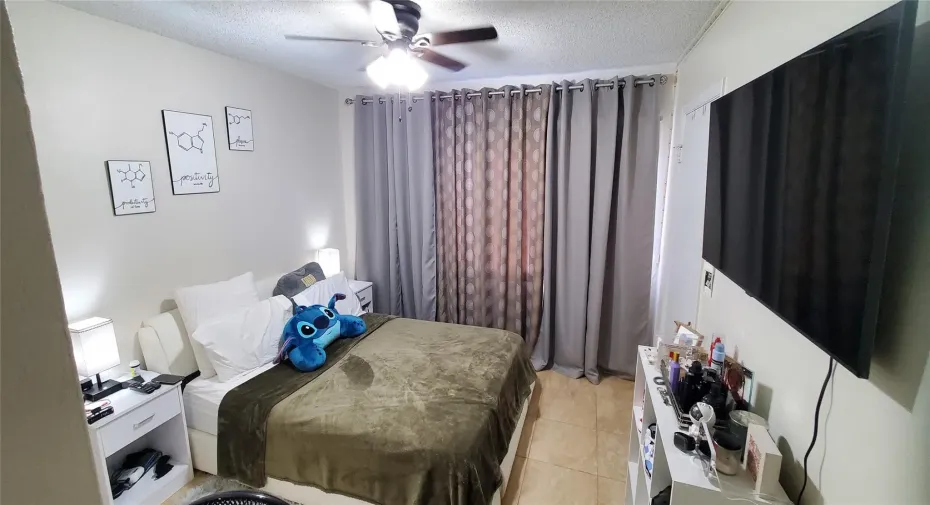 Bedroom #1