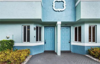 Welcome to 1992 Alamanda Way!