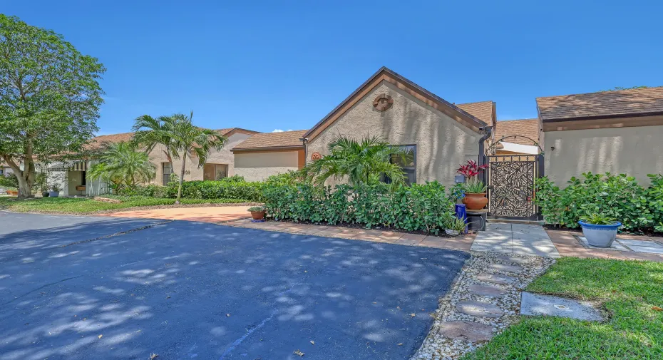 5203 Peppercorn (2)