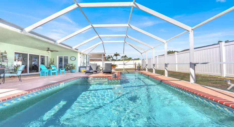 Pool (long view)