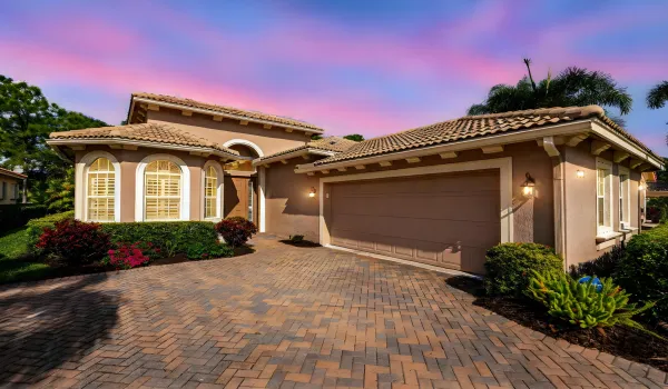 14-web-or-mls-7233-maidstone-dr