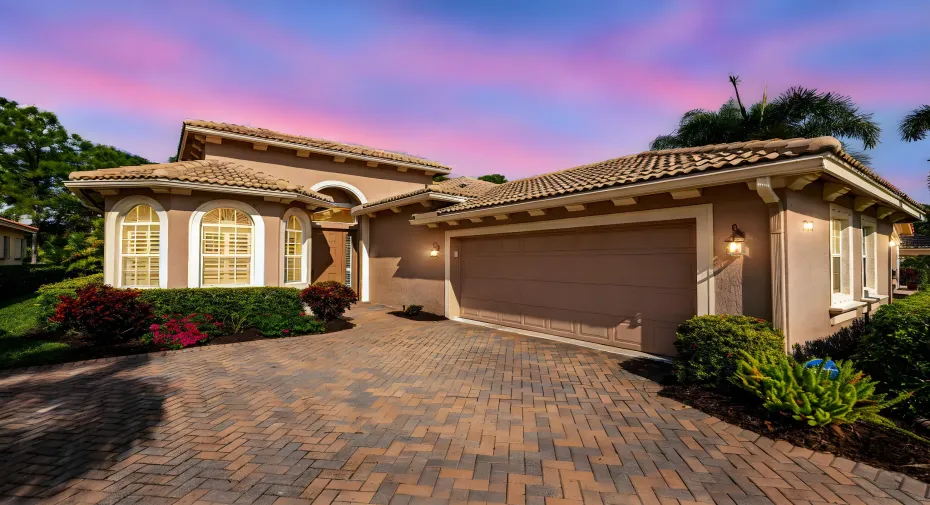 14-web-or-mls-7233-maidstone-dr