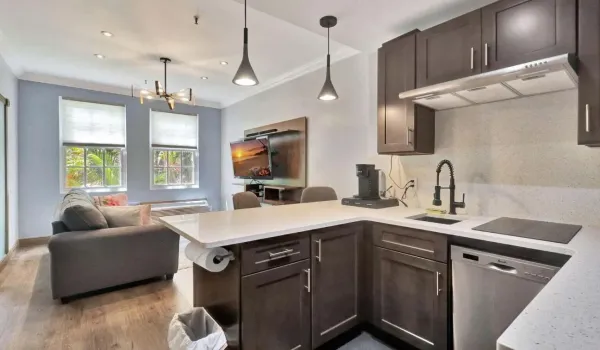 235 Sunrise Ave., 2241
