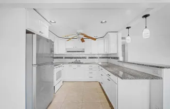 5 Kitchen (3)