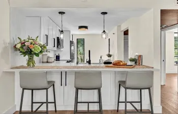 Fully Renovated 2 Bedroom 2 Bath