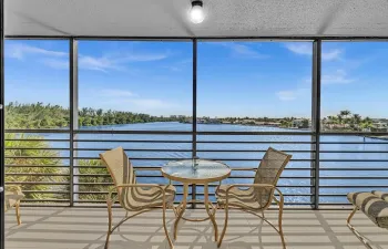 Direct Intracoastal Views!