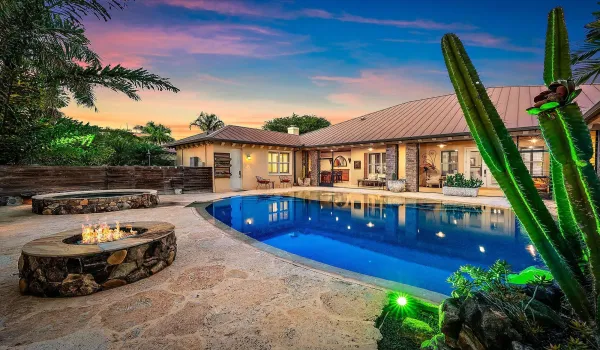 Pool, Porch, Spa, FIrepit