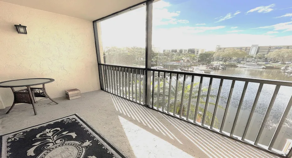 Screened-in Patio