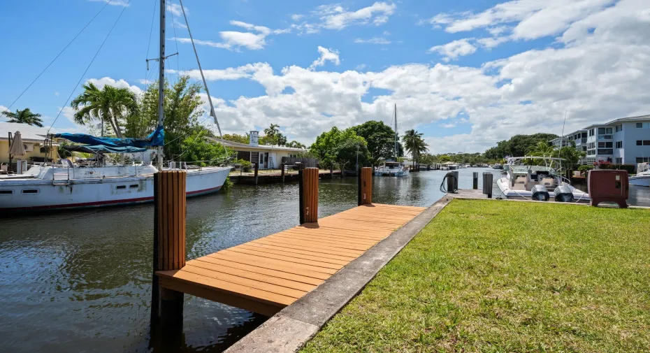 28-web-or-mls-900-sw-12th-st-105