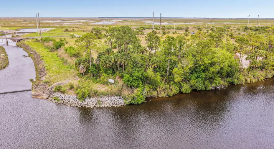 5 acres high above the St Lucie River.
