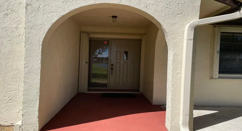 FRONT OF HOUSE