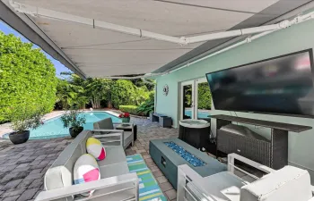 Enjoy the outdoors in this beautiful setting