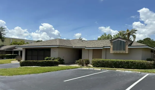6285 N Mirror Lake Dr, Sebastian FL